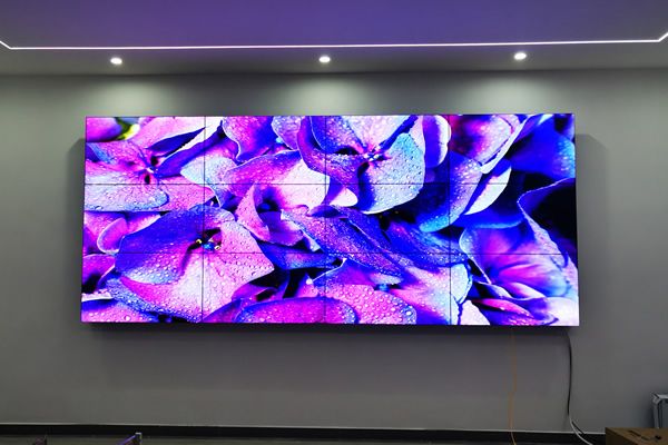 會議室顯示大屏使用拼接屏好，還是LED顯示屏好？