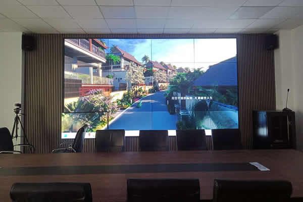 了解液晶拼接屏和LED顯示屏的區(qū)別，選擇顯示大屏不再糾結(jié)