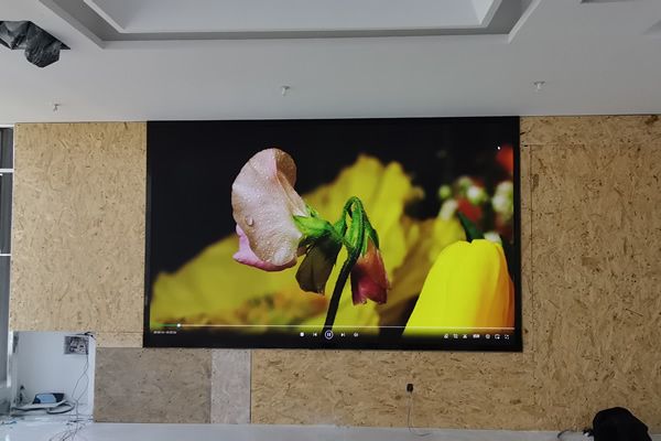 直播間背景墻顯示屏有哪些，直播大屏用那種好？