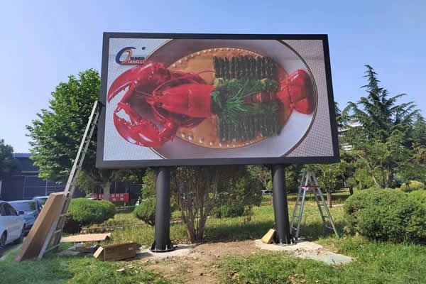 戶外LED顯示屏貴嗎，多少錢一平方米的？